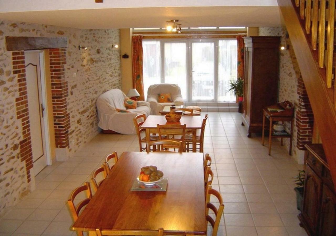 Logis De Chezelles Bed & Breakfast Sidiailles Exterior photo
